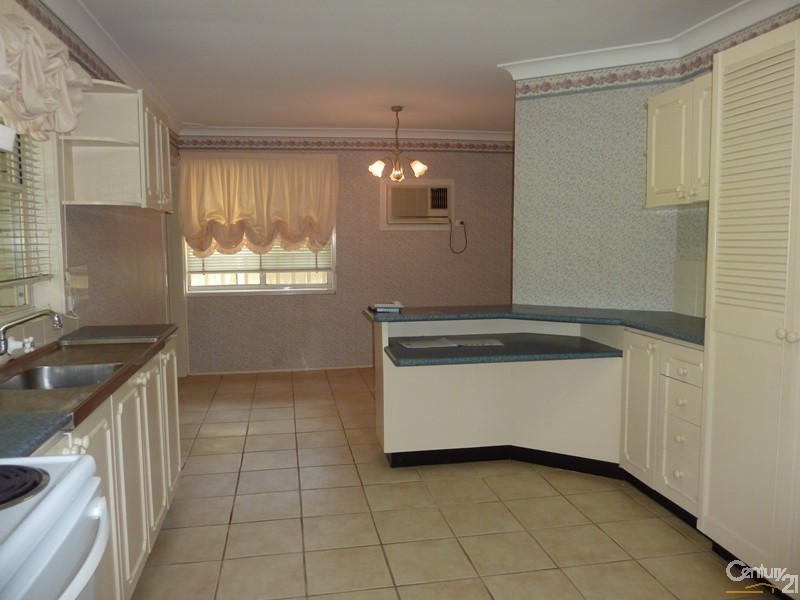 25 Chapman Pde, Faulconbridge NSW 2776