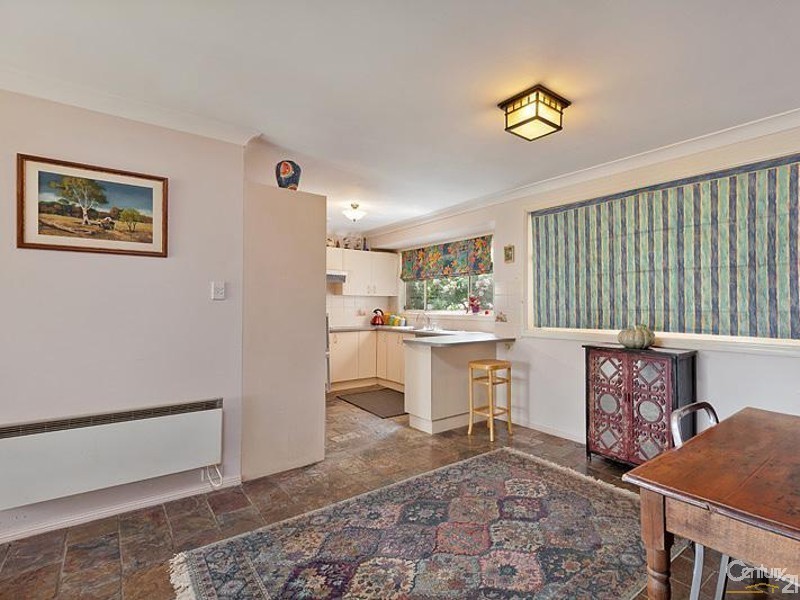 2c Parkes Crescent, Faulconbridge NSW 2776