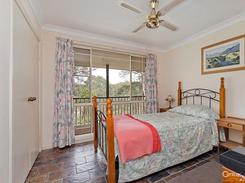2c Parkes Crescent, Faulconbridge NSW 2776