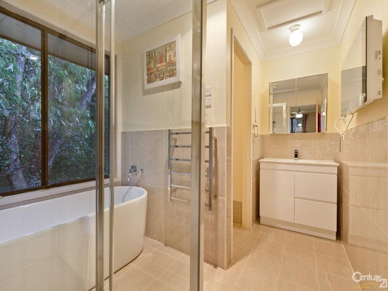 14 Deakin Close, Springwood NSW 2777