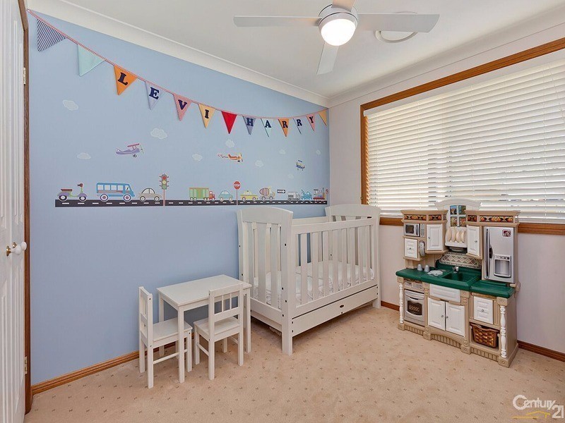 64 Roberts Parade, Hawkesbury Heights NSW 2777