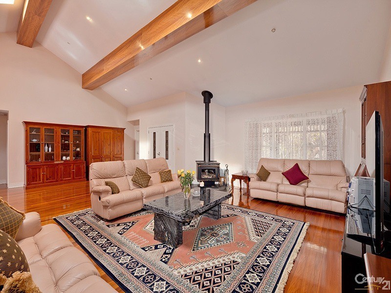 1 Hope Street, Wentworth Falls NSW 2782