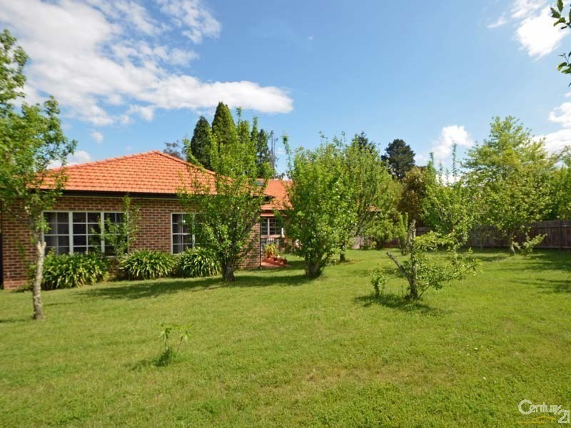 1 Hope Street, Wentworth Falls NSW 2782