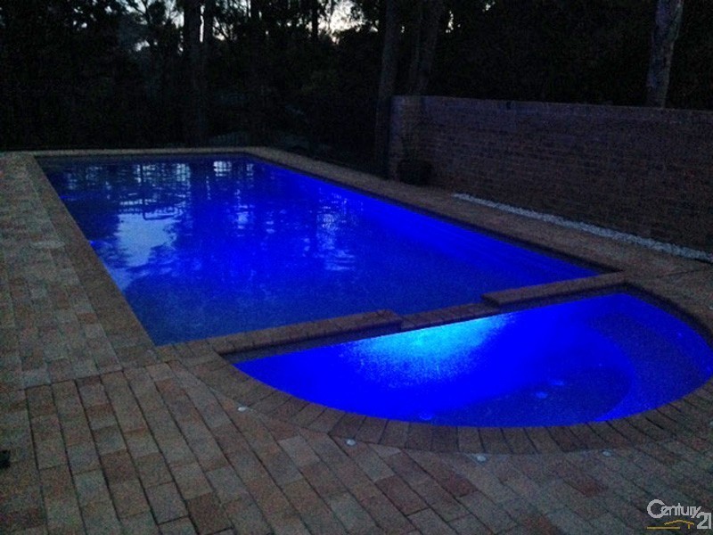 203 Hawkesbury Road, Winmalee NSW 2777