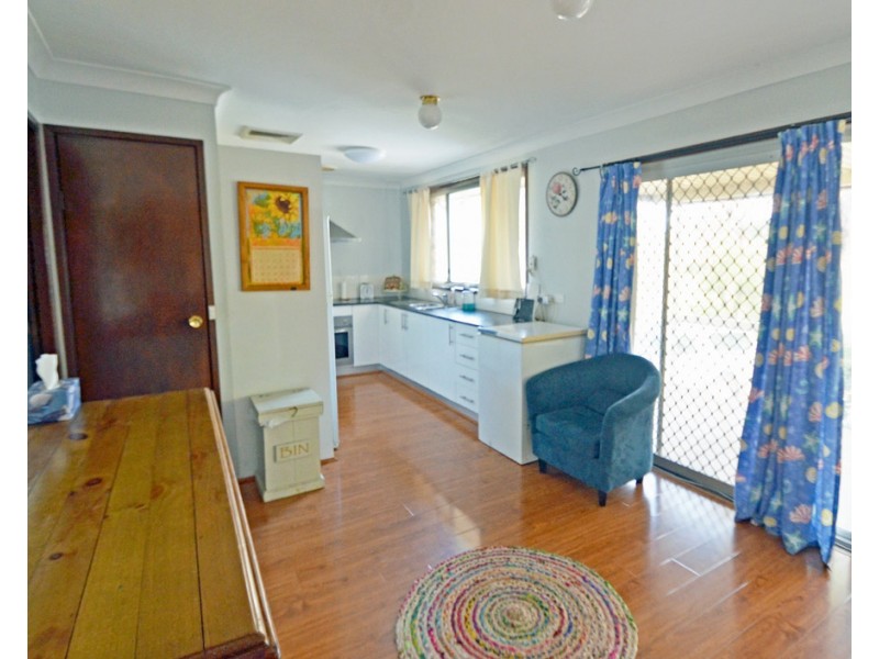 94 Linksview Rd, Springwood NSW 2777