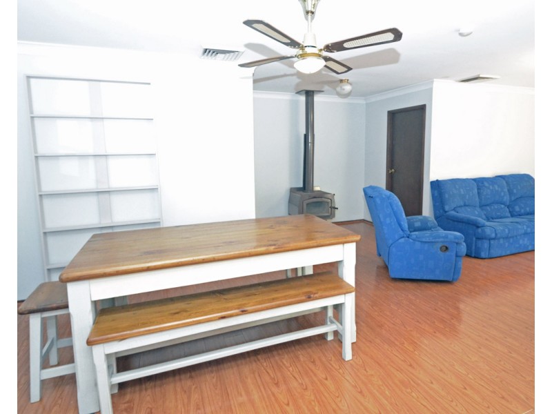94 Linksview Rd, Springwood NSW 2777