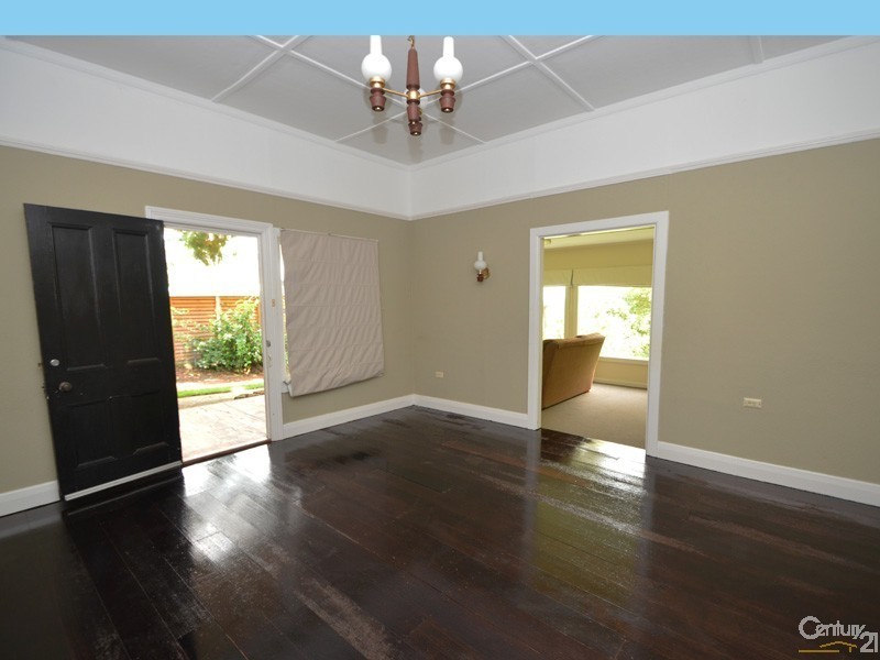 11 Pitt St, Springwood NSW 2777