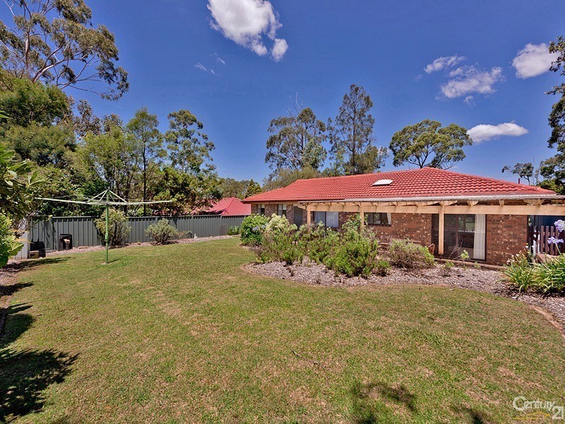 4 Edna Avenue, Springwood NSW 2777
