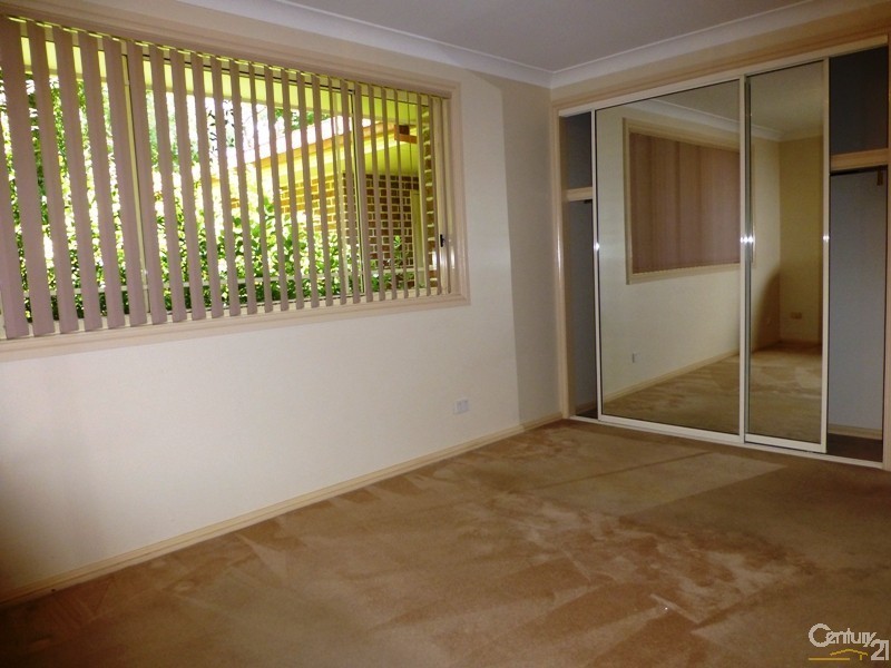 1/9a Bland Rd, Springwood NSW 2777