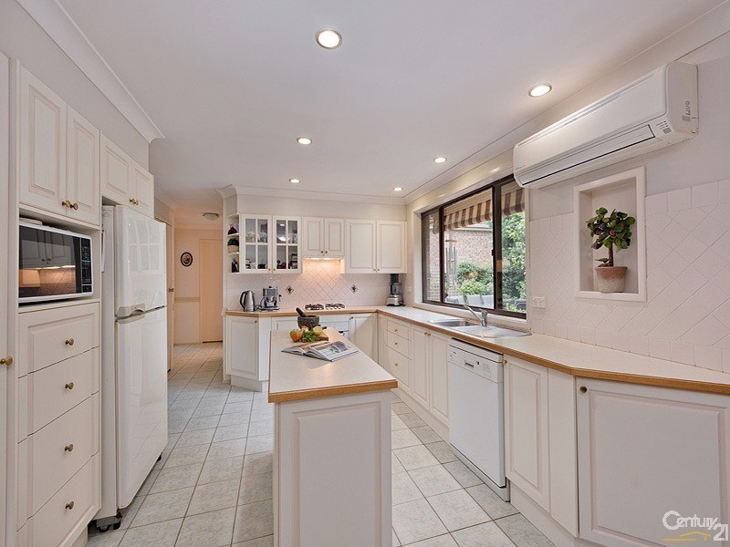 86  Farm Road, Springwood NSW 2777