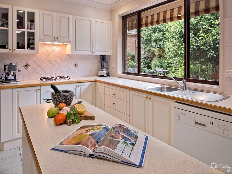 86  Farm Road, Springwood NSW 2777