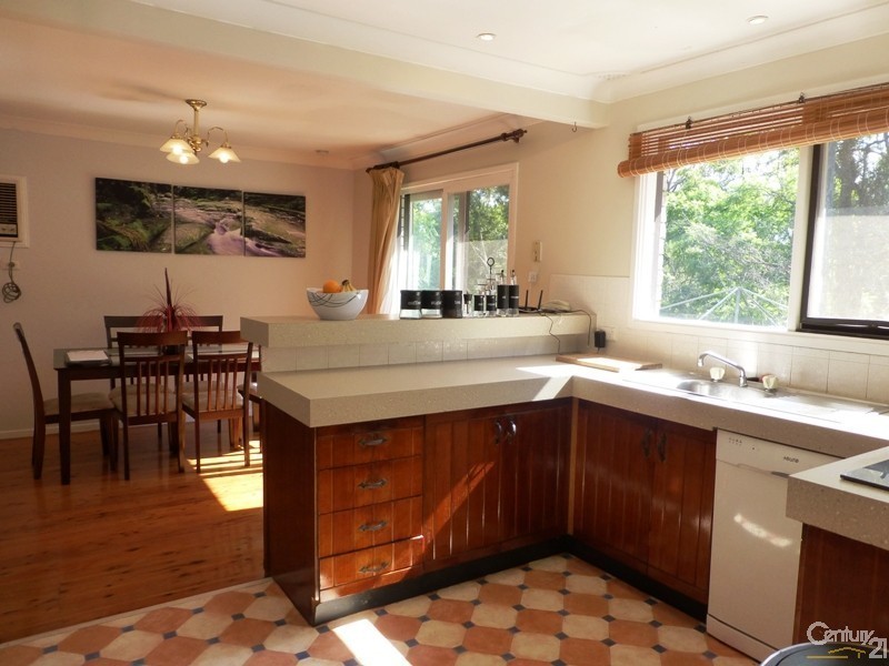 42 Sunset Boulevards, Winmalee NSW 2777