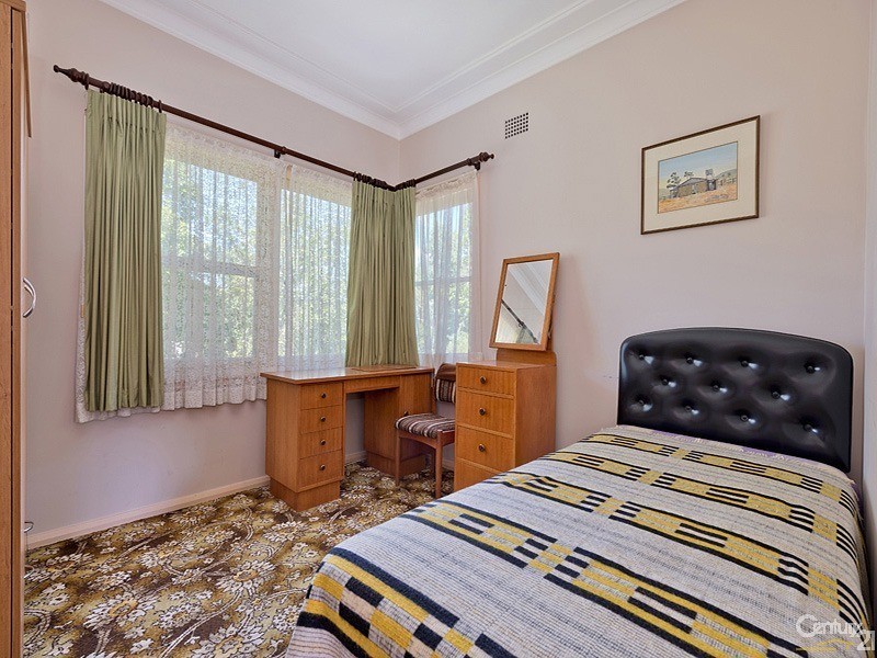 5  David East Road, Springwood NSW 2777