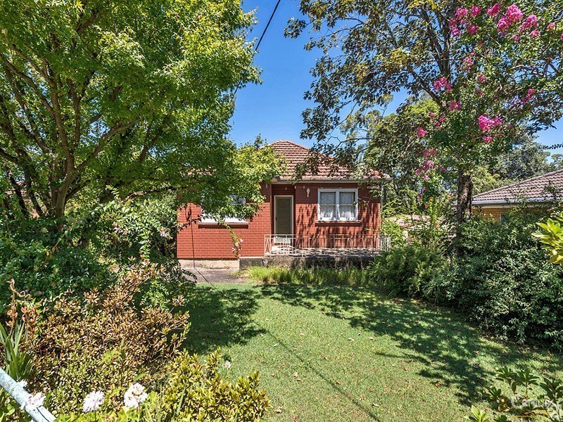 383 Macquarie Road, Springwood NSW 2777