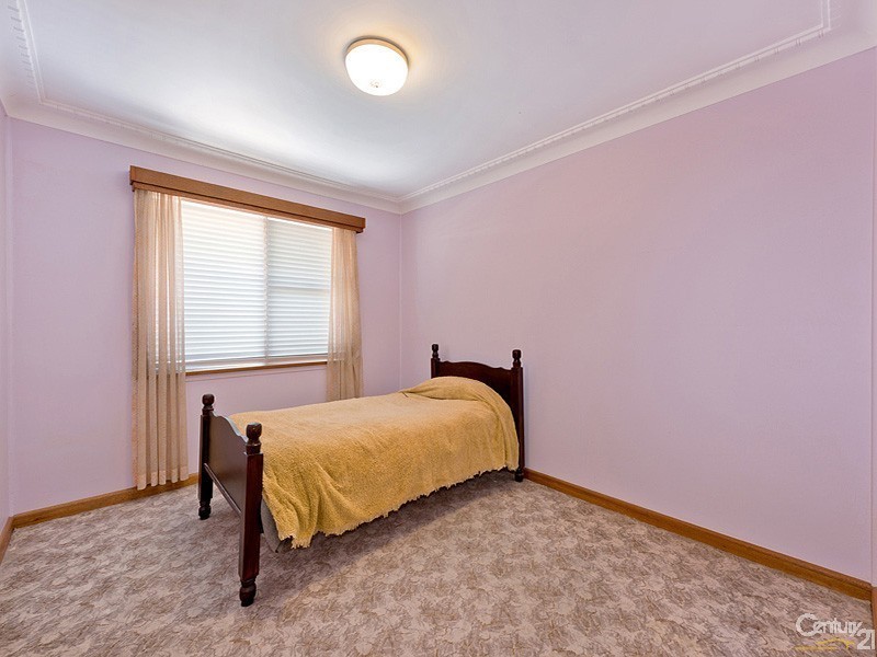 7 Plateau Rd, Springwood NSW 2777