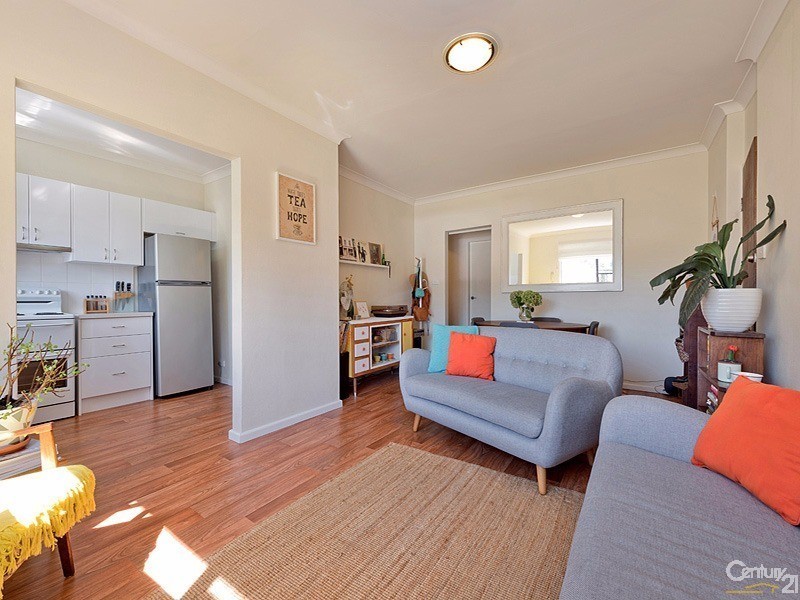 Unit 8  5-6 Ferguson Road, Springwood NSW 2777