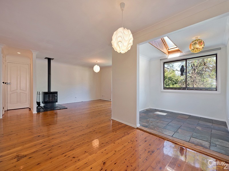 21 Sir Henrys Parade, Faulconbridge NSW 2776