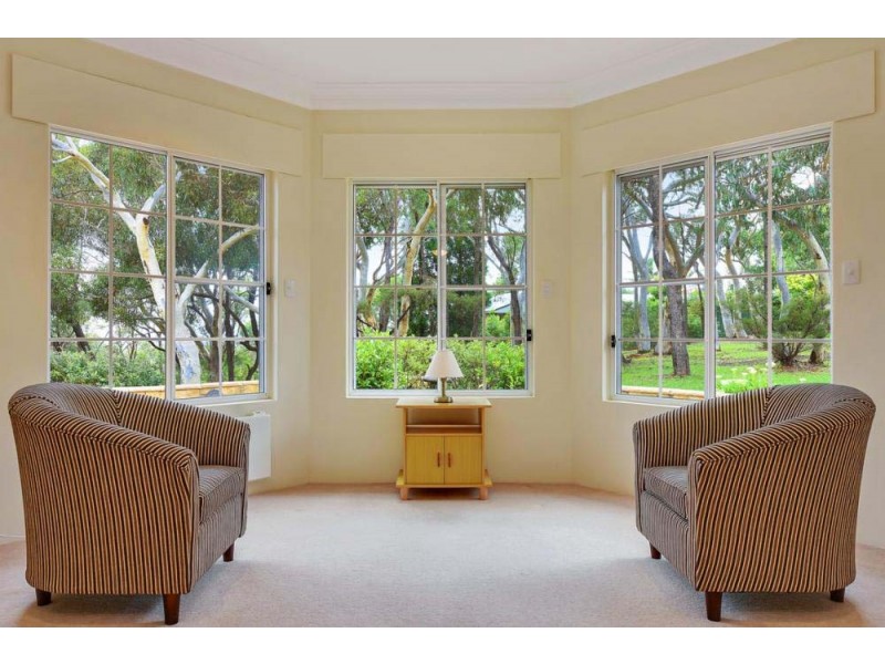 24 Old Bathurst Road, Woodford NSW 2778