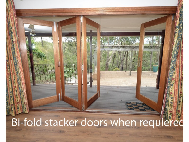 43 Thomson Ave, Springwood NSW 2777