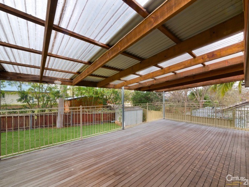 12 Perry Ave, Springwood NSW 2777