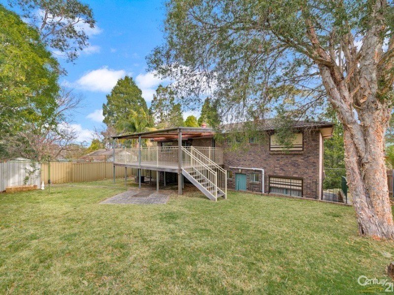 12 Perry Ave, Springwood NSW 2777