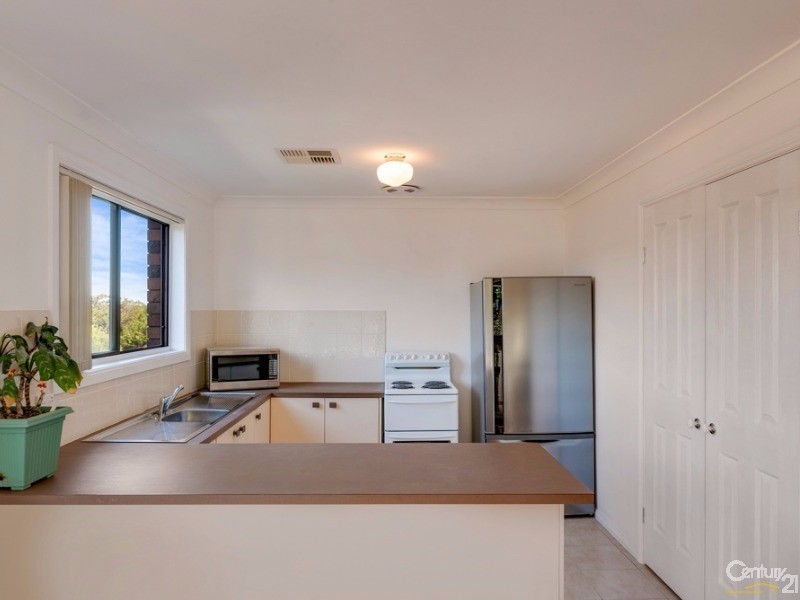 6/2 Valley Road, Springwood NSW 2777