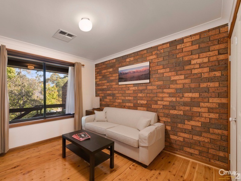 6/2 Valley Road, Springwood NSW 2777