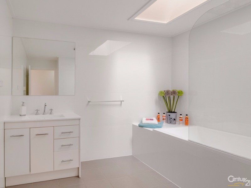 18  Green Parade, Valley Heights NSW 2777