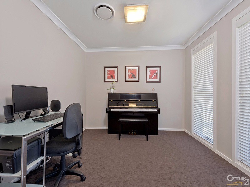 16 Roberts Rd, Lawson NSW 2783
