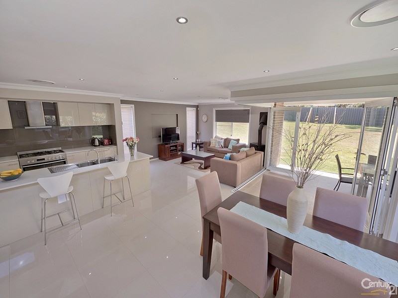 16 Roberts Rd, Lawson NSW 2783