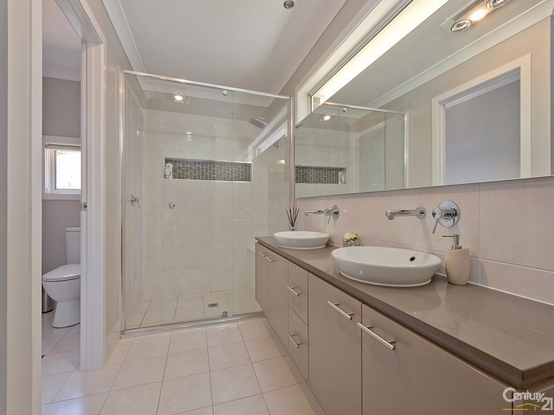 16 Roberts Rd, Lawson NSW 2783