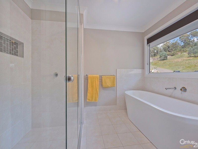 16 Roberts Rd, Lawson NSW 2783