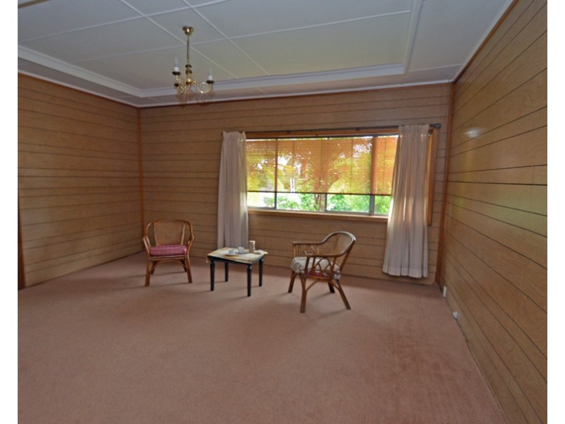 45 Raymond Rd, Springwood NSW 2777