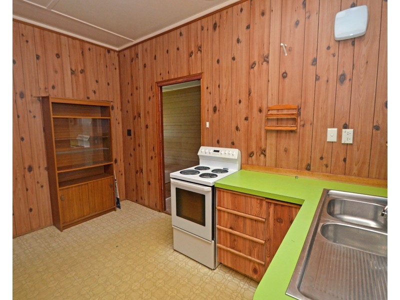 45 Raymond Rd, Springwood NSW 2777