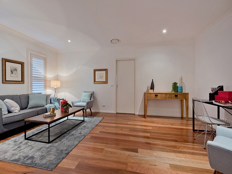 17 Meeks Crescent, Faulconbridge NSW 2776