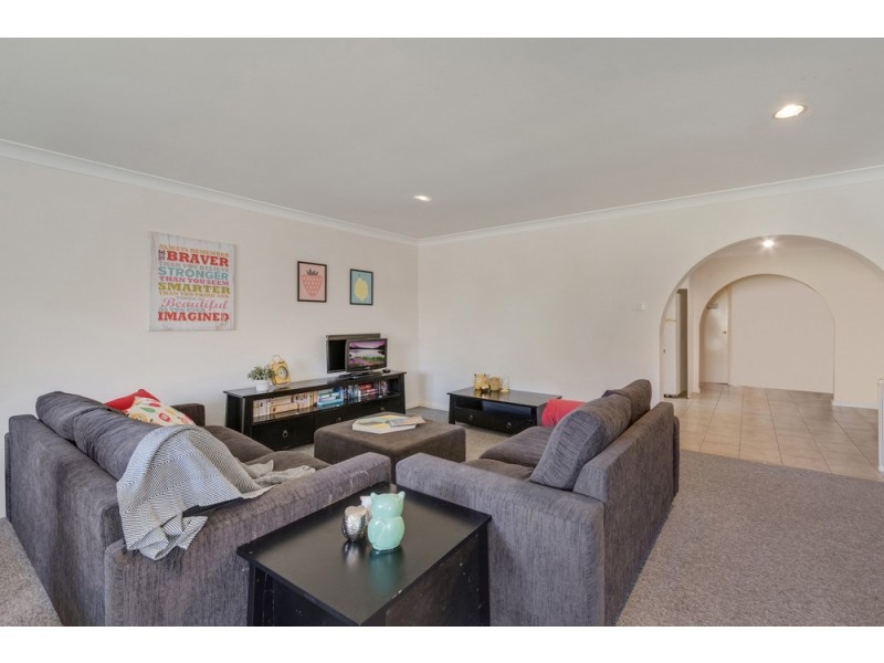 99 Mount View Ave, Hazelbrook NSW 2779