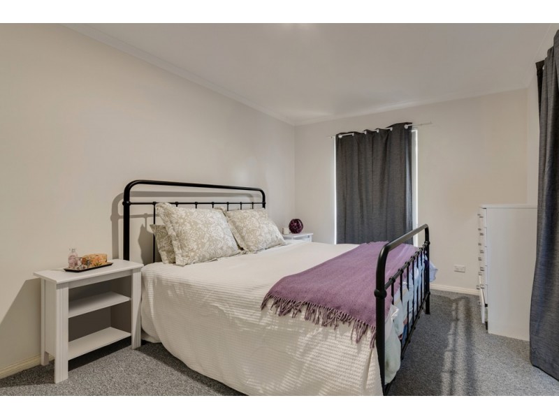 99 Mount View Ave, Hazelbrook NSW 2779