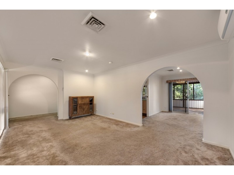 6 Florey Crescent, Springwood NSW 2777