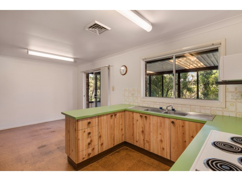 6 Florey Crescent, Springwood NSW 2777