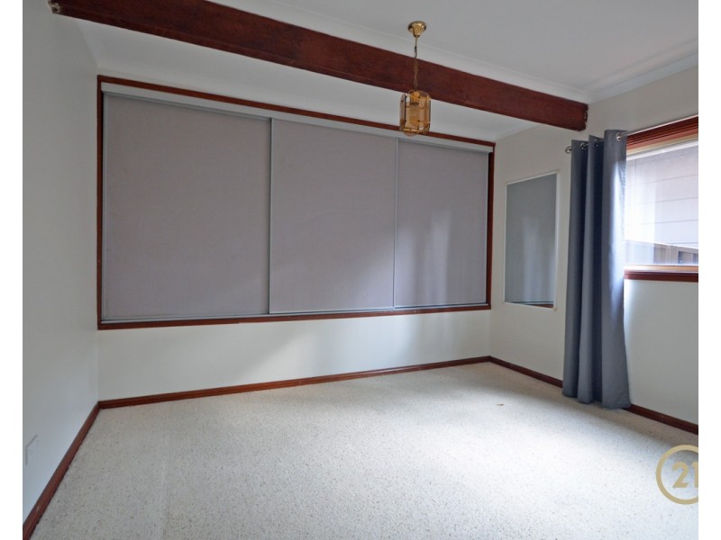 3a Roberts Pde, Hawkesbury Heights NSW 2777