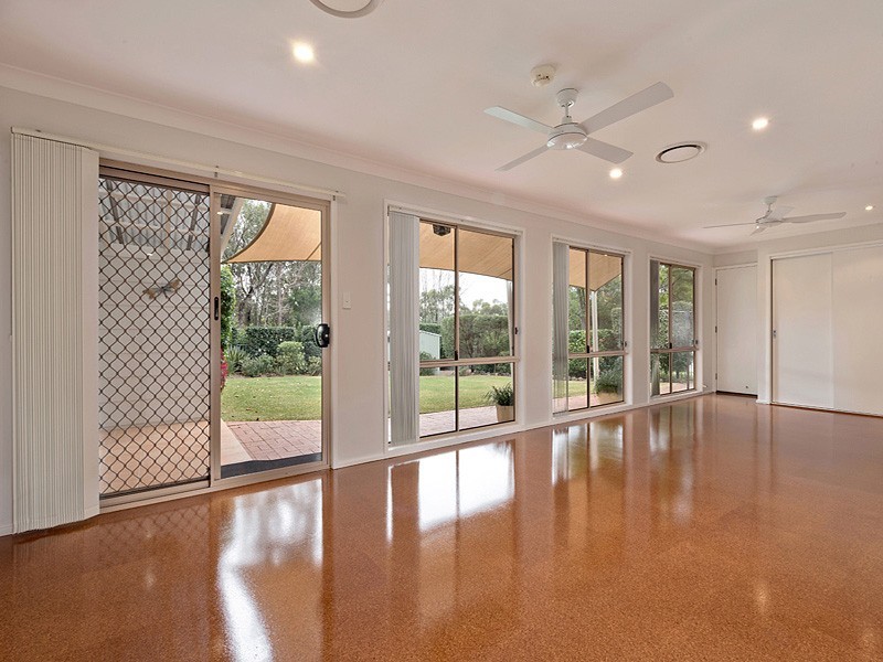 16  Farm Rd, Springwood NSW 2777