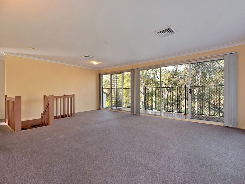 27 Parer Street, Springwood NSW 2777