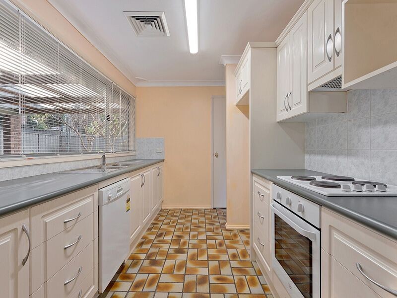 27 Parer Street, Springwood NSW 2777