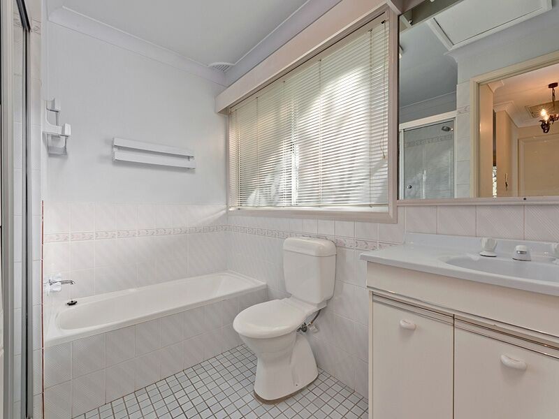 27 Parer Street, Springwood NSW 2777