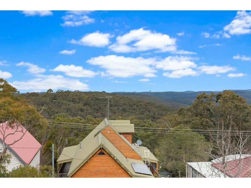 37 Bedford Rd, Woodford NSW 2778