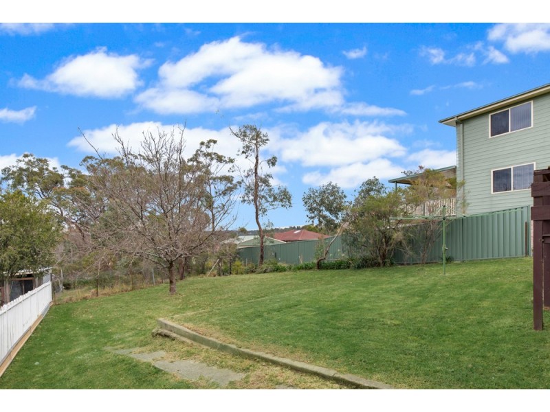 37 Bedford Rd, Woodford NSW 2778
