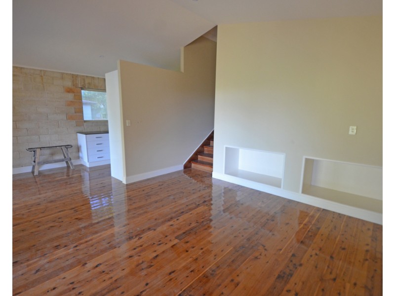 1/128 Burns Rd Springwood, Springwood NSW 2777