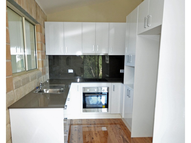 1/128 Burns Rd Springwood, Springwood NSW 2777