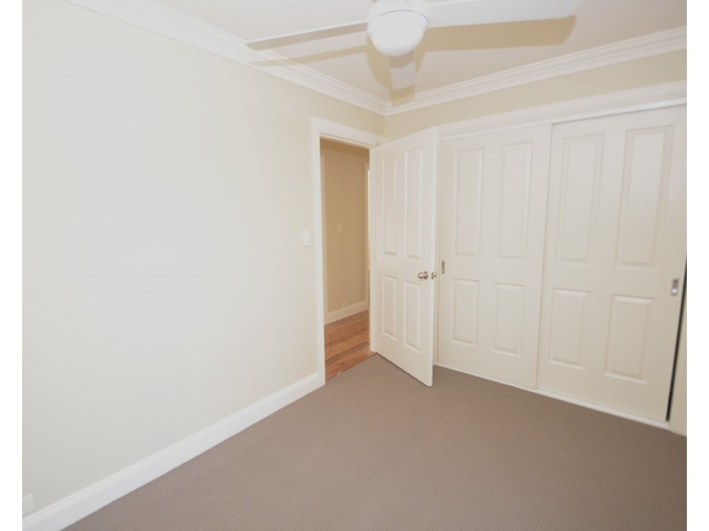 1/128 Burns Rd Springwood, Springwood NSW 2777