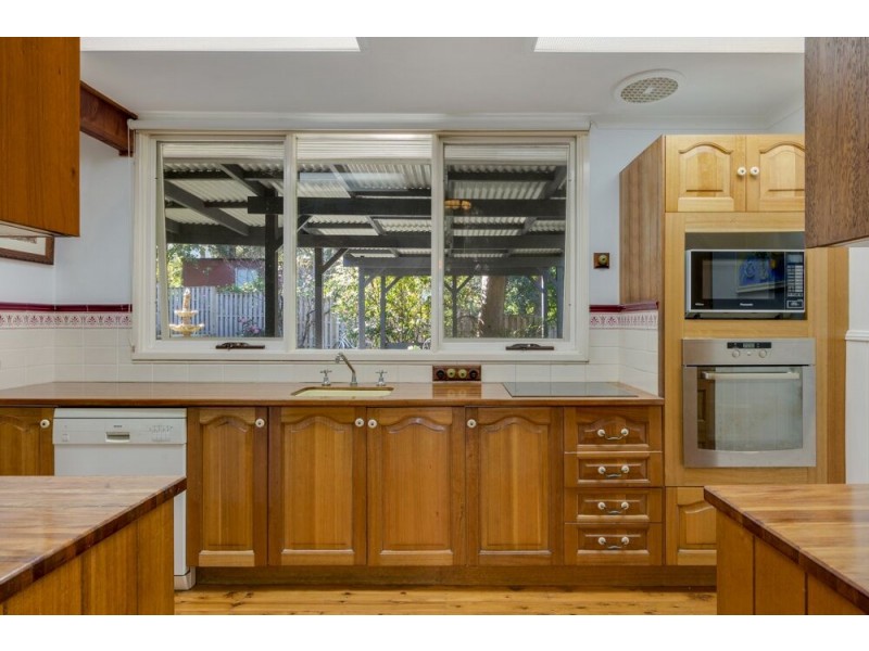 69 Paterson Road, Springwood NSW 2777